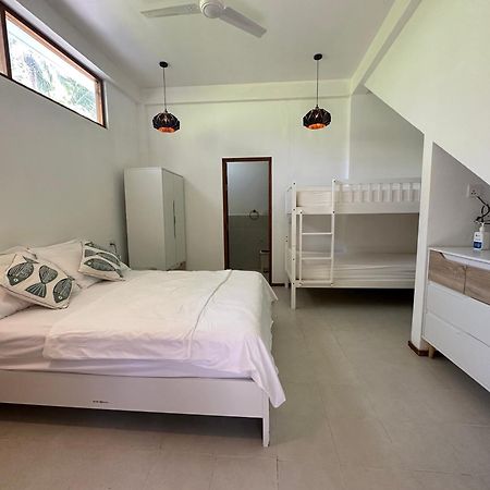 Aqua Oasis Hotel Thoddoo Ngoại thất bức ảnh