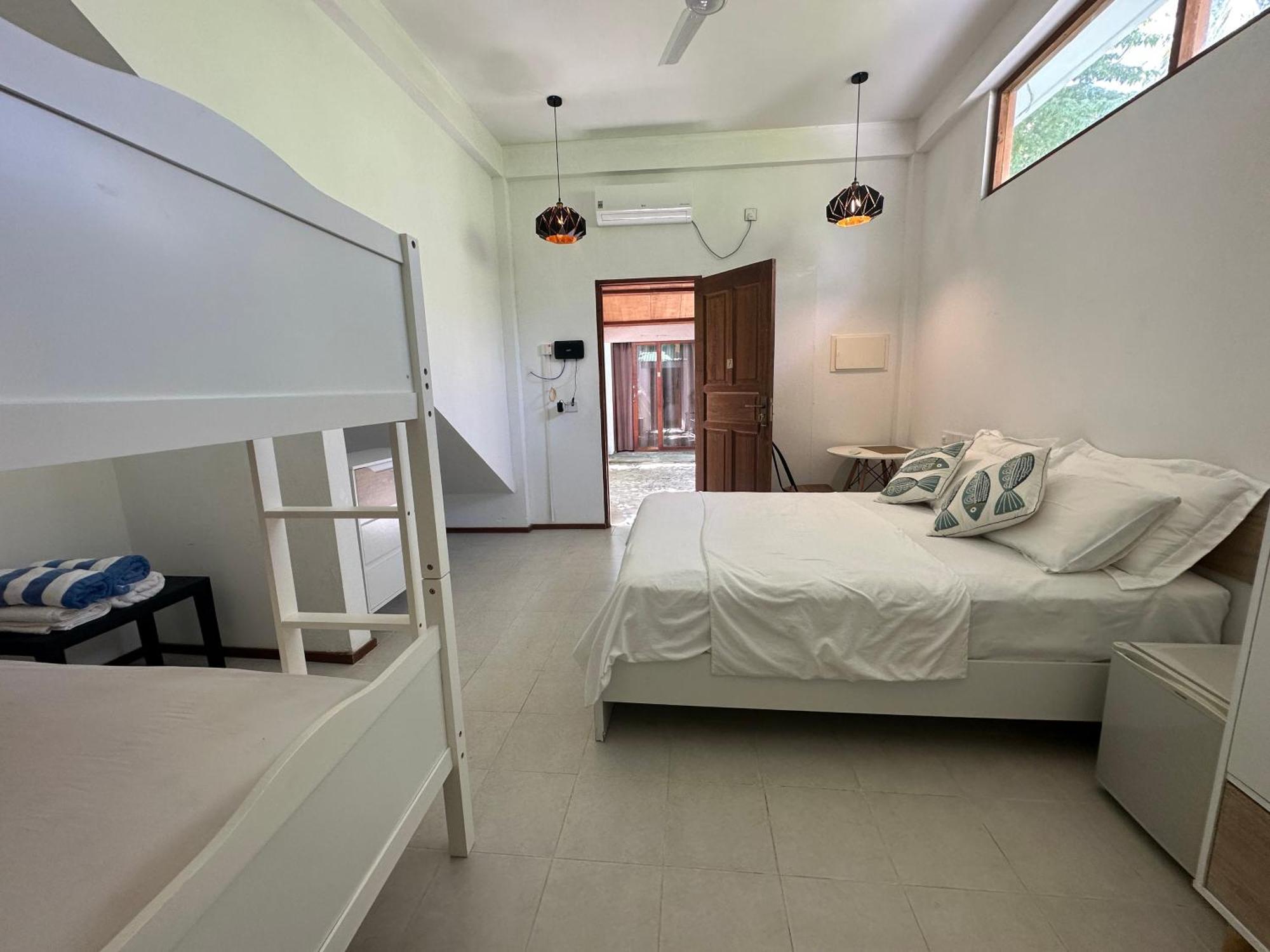 Aqua Oasis Hotel Thoddoo Ngoại thất bức ảnh
