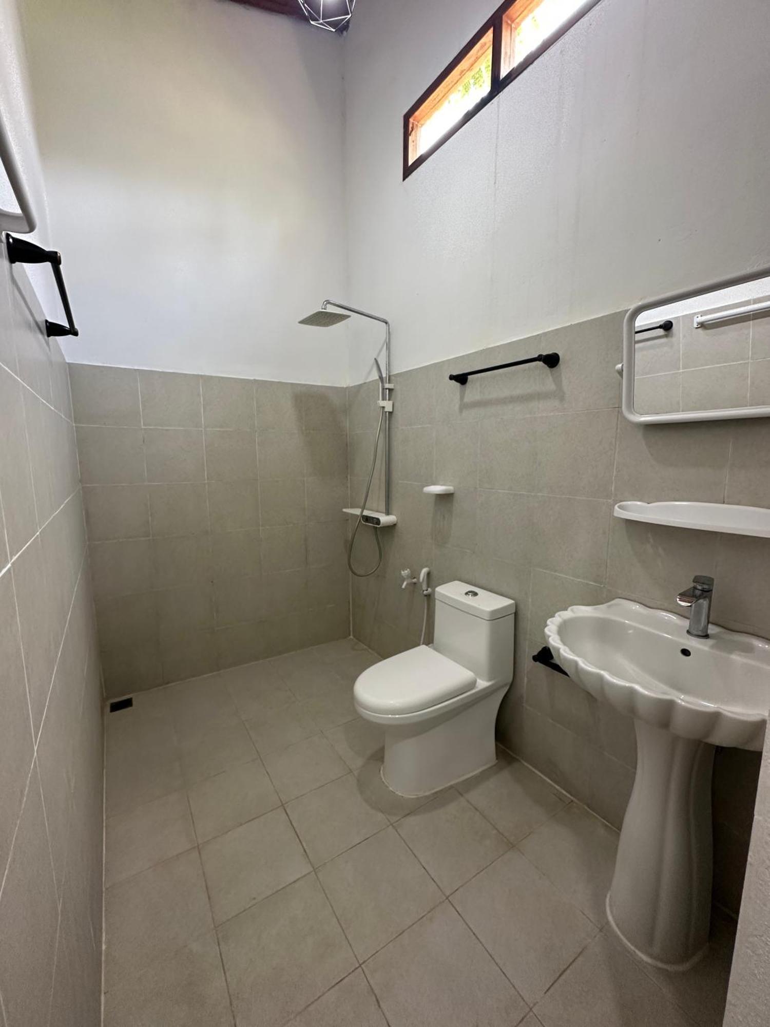 Aqua Oasis Hotel Thoddoo Ngoại thất bức ảnh