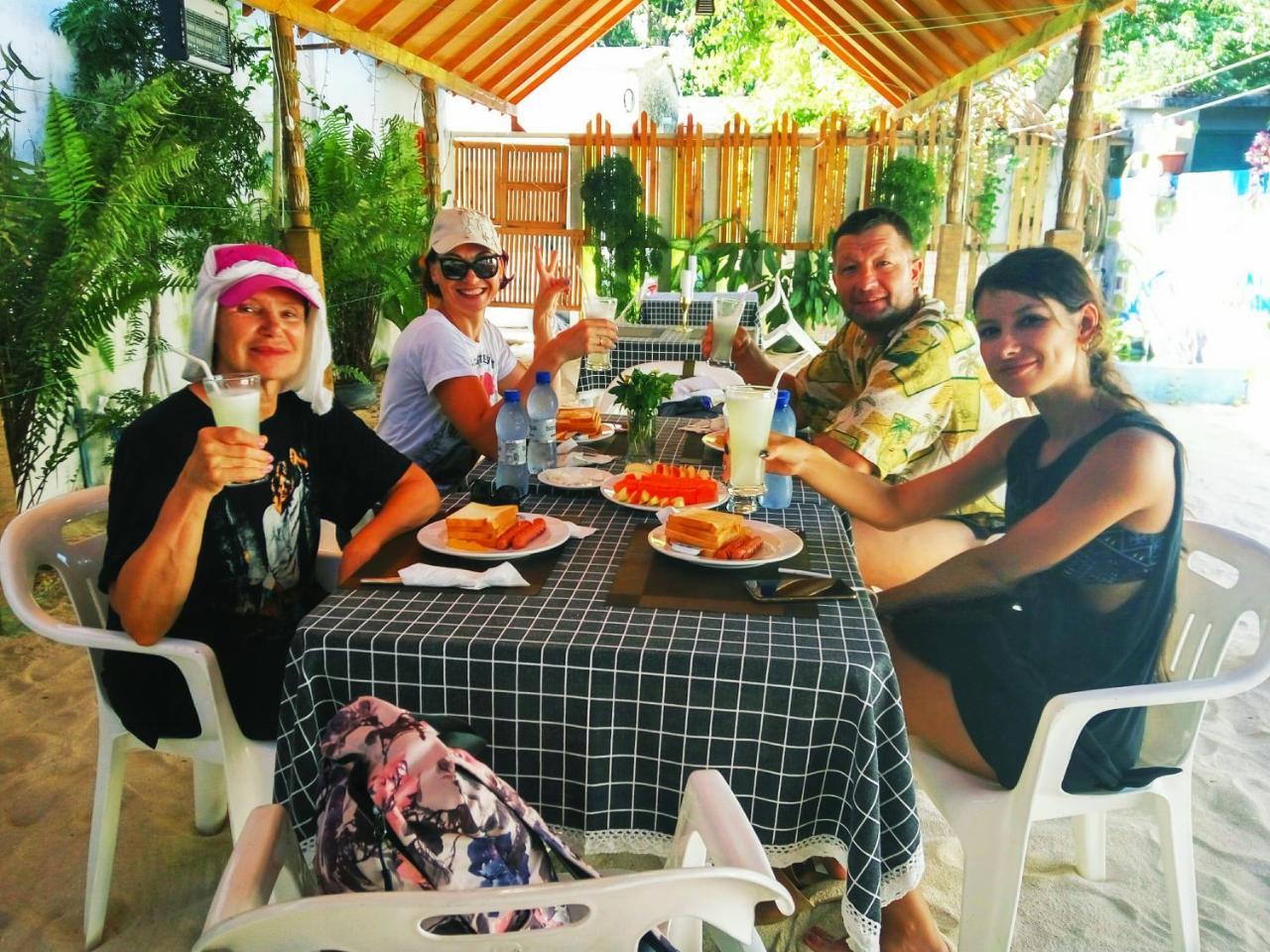 Aqua Oasis Hotel Thoddoo Ngoại thất bức ảnh